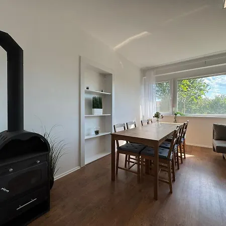 Sunset - Spacious Family Retreat Ferienhaus